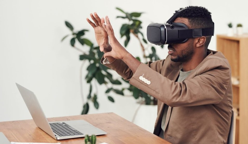 Virtual reality VR